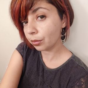 Meet your Posher, Nadia